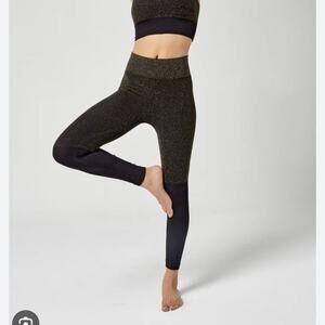 Phat Buddha Black Cropped Leggings